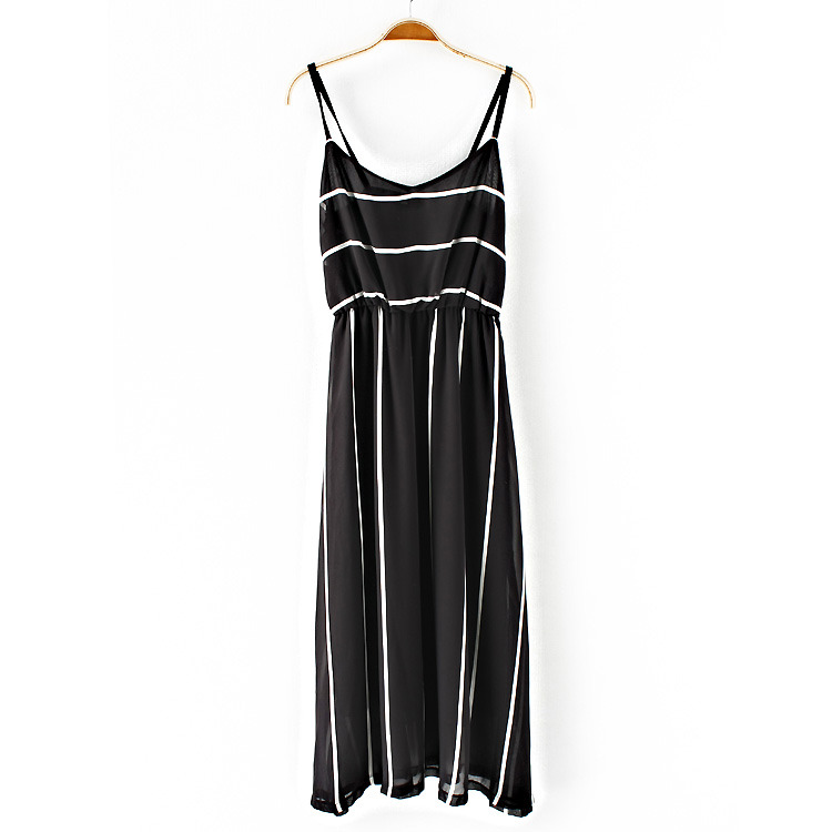 Deep V-neck sleeveless minimalist pleated chiffon back to school dress main image 0